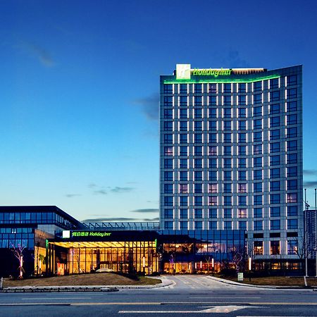 Holiday Inn Wuxi Taihu New City By Ihg Exterior foto