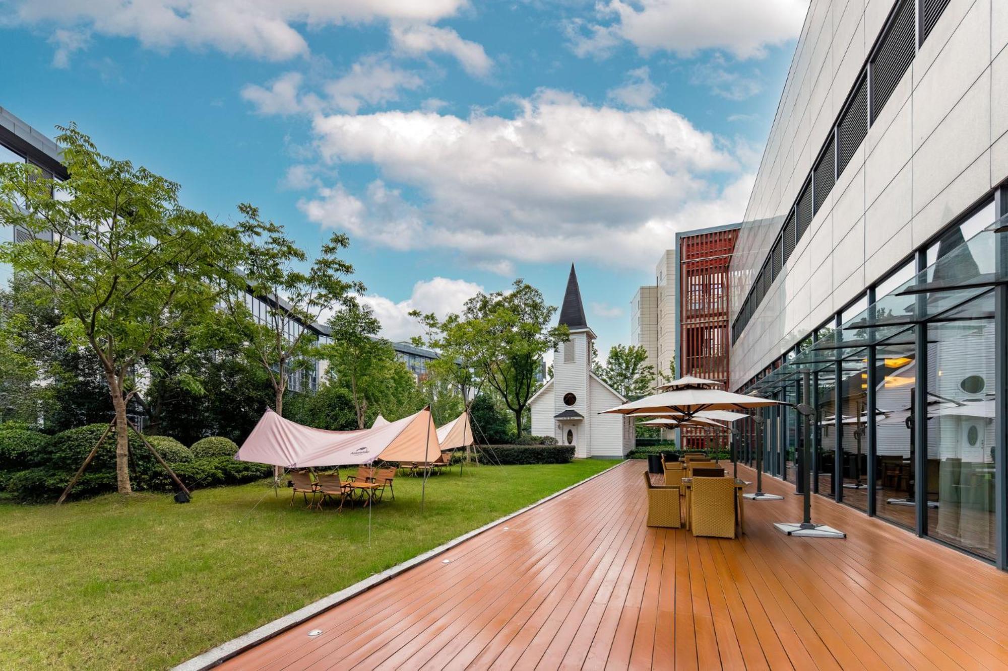 Holiday Inn Wuxi Taihu New City By Ihg Exterior foto
